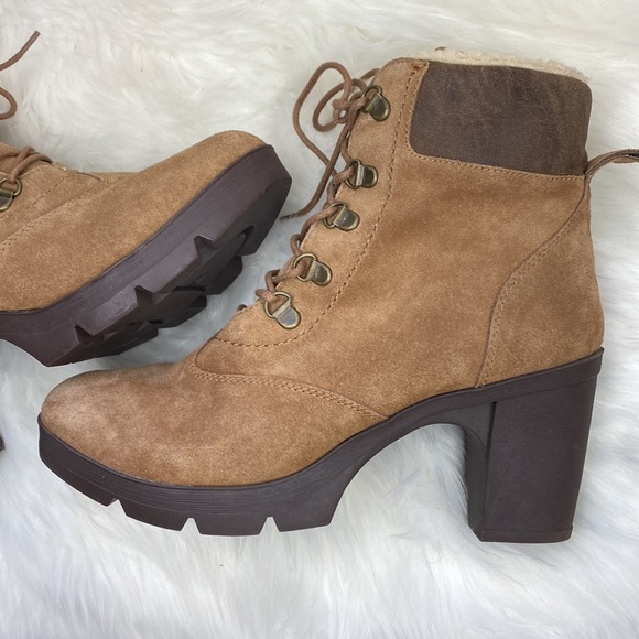 Bearpaw Marlowe Suede leather Boots Lace booties tan brown sheep skin size 9 - Picture 4 of 7